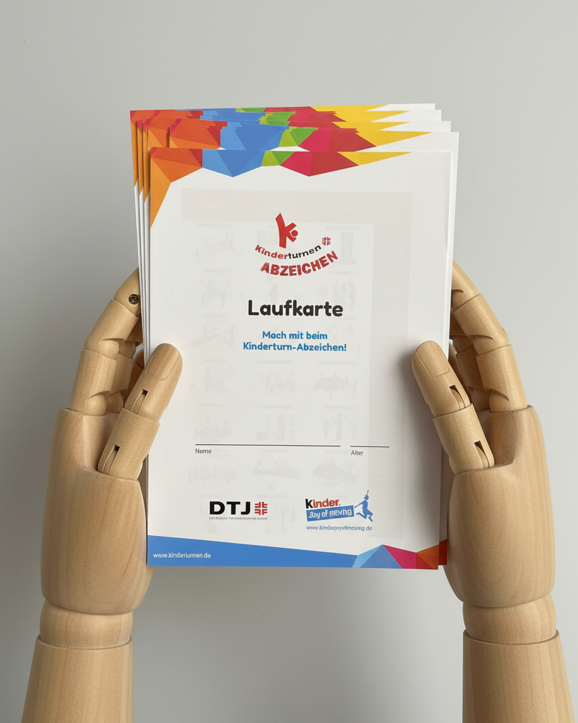 Stapel Laufkarten mit korrektem Joy of moving Logo